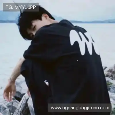 邓忆舟